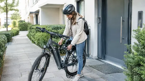 ¿Cubre el seguro el robo de la bicicleta de noche?