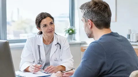 ¿Qué carencias tiene un seguro de salud en España?