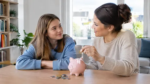 ¿Existe en España una pensión para niños como en Alemania?
