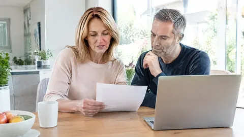 ¿Qué es la participación en beneficios de un seguro de ahorro?