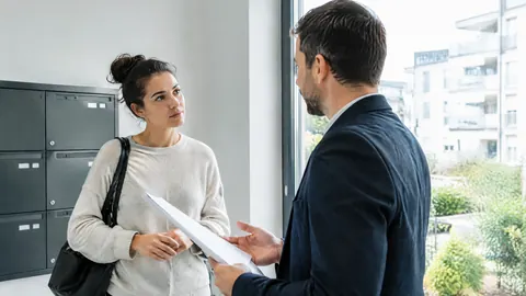 ¿Puede el propietario repercutir el seguro de la vivienda al inquilino?