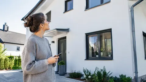 ¿Cómo cambiar el seguro de hogar de compañía?