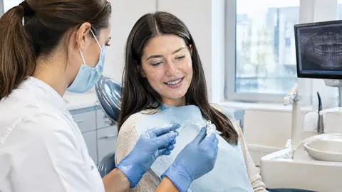 ¿Cubre el seguro dental la ortodoncia en adultos?